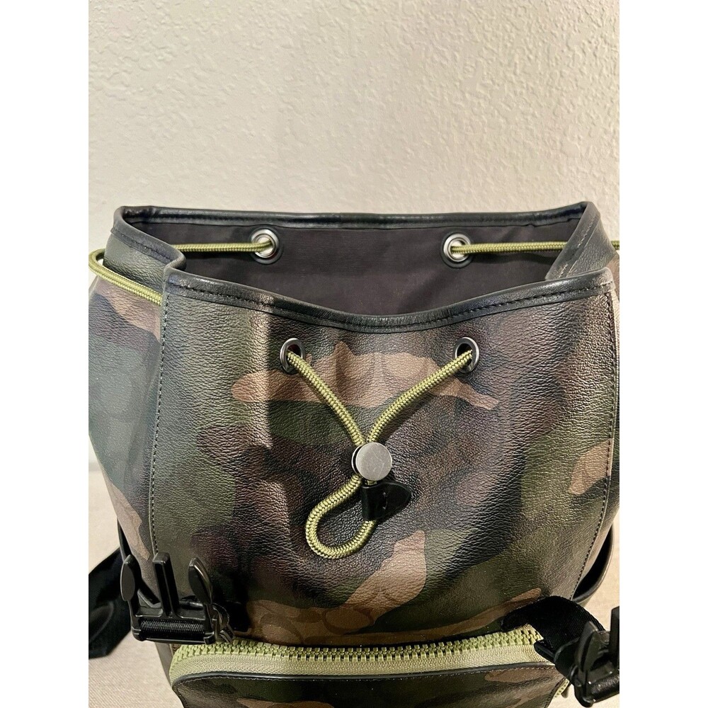 Coach Camouflage Backpack with Green Logo - Picture 13 of 16